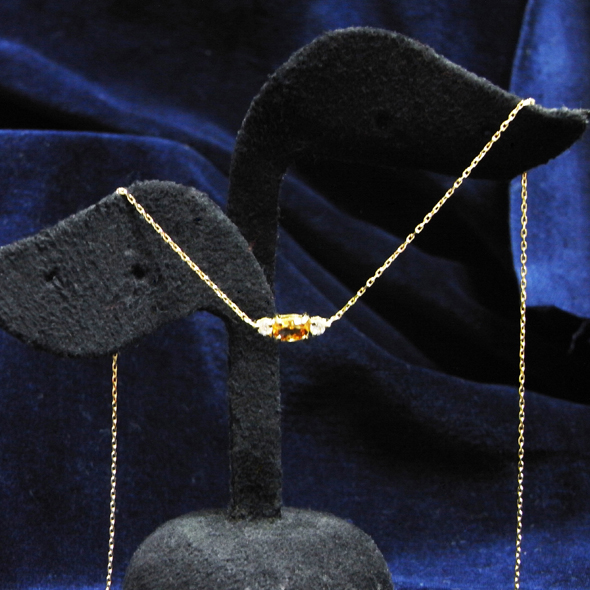 シトリンとダイヤモンドのプチネックレス　全体図 K18イエローゴールド シトリン ダイヤモンド 写真1