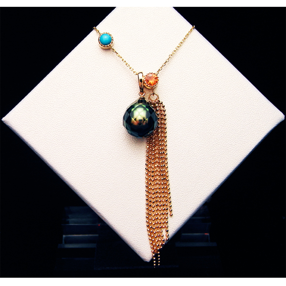 華真珠のネックレス　全体図 K18ピンクゴールド 華真珠 オレンジサファイア トルコ石 写真1