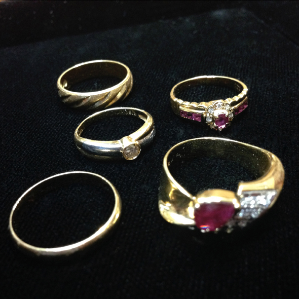 ダイヤモンドとルビーのリング　持ち込まれた5本の指輪 K18イエローゴールド ダイヤモンド ルビー 写真3