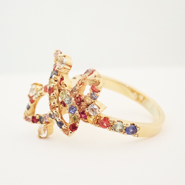 百花（ももか）－波の花－ ピンクゴールド　斜めから見た図 K18ピンクゴールド ダイヤモンド カラーサファイア 指輪 写真5
